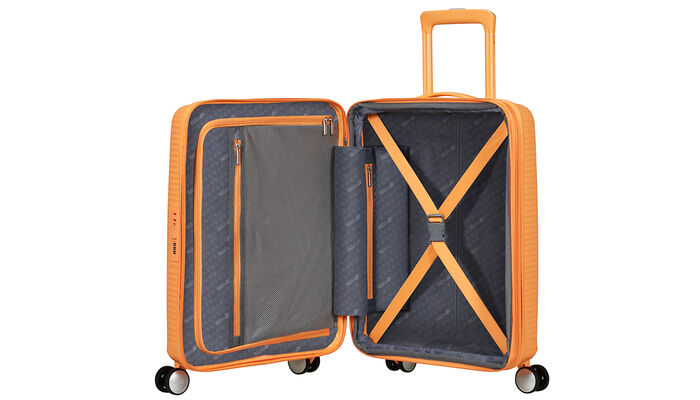 Indvendig organisering med en ekstra forlomme med lynlås