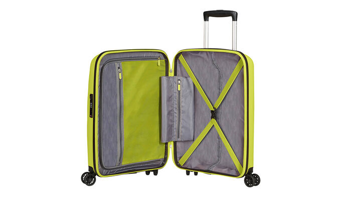 Indvendig organisering med en ekstra forlomme med lynlås