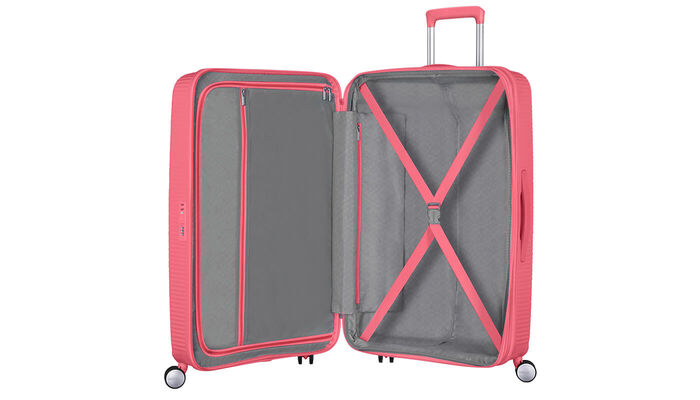 Indvendig organisering med en ekstra forlomme med lynlås