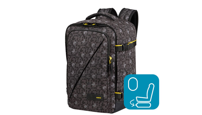 Opfylder Ryanairs størrelseskrav for gratis håndbagage om bord.