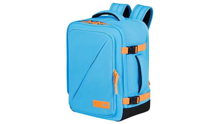 Opfylder Ryanairs og Wizz Airs størrelseskrav for gratis håndbagage om bord.