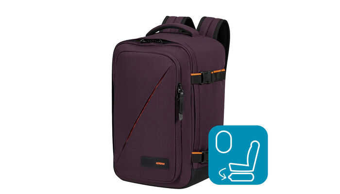 Opfylder Ryanairs størrelseskrav for gratis håndbagage om bord.