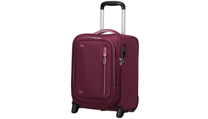 Opfylder Ryanairs, Vuelings og Wizz Airs størrelseskrav for gratis håndbagage om bord.