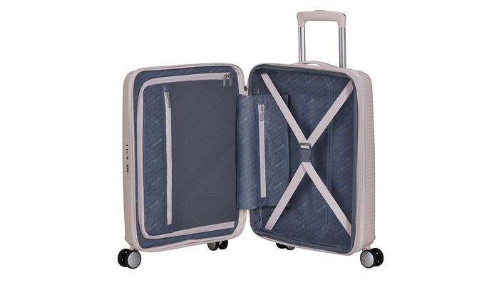 Indvendig organisering med en ekstra forlomme med lynlås