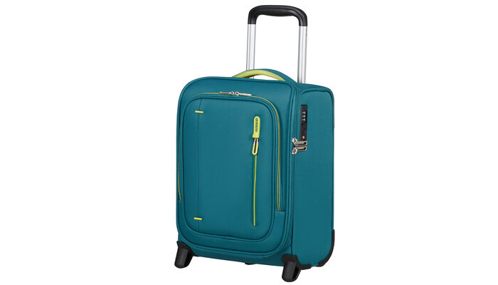 Opfylder Ryanairs, Vuelings og Wizz Airs størrelseskrav for gratis håndbagage om bord.