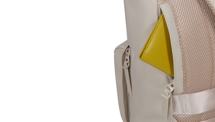 Skjult lomme på bagsiden