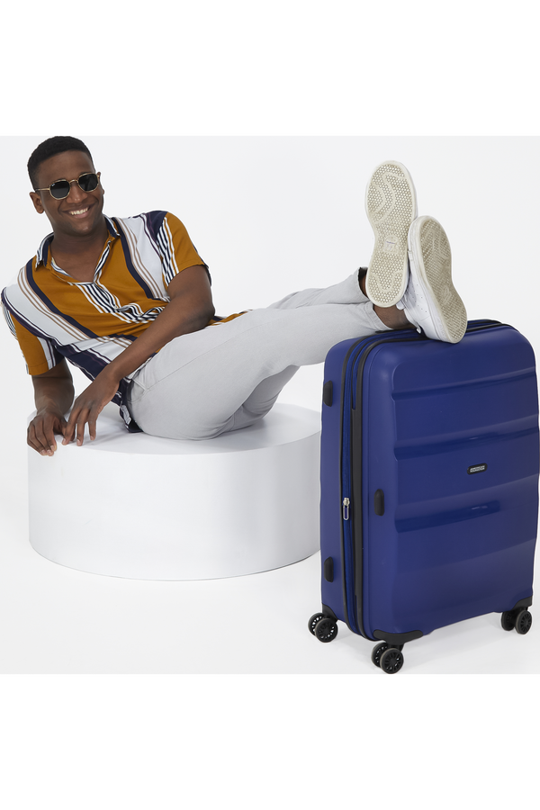 American Tourister Bon Air Dlx Spinner TSA Expandable 66cm  Midnight Navy American Tourister Bon Air Dlx Spinner TSA Expandable 66cm  Midnight Navy