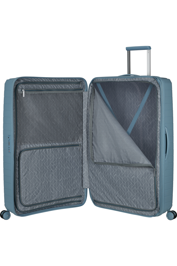American Tourister FastForward Spinner 83/31 TSA EXP 83cm  Steel Blue American Tourister FastForward Spinner 83/31 TSA EXP 83cm  Steel Blue