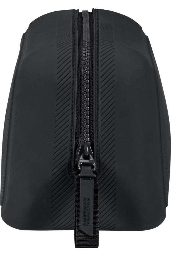 American Tourister Urban Groove UG27 Washbag Pop  Black American Tourister Urban Groove UG27 Washbag Pop  Black