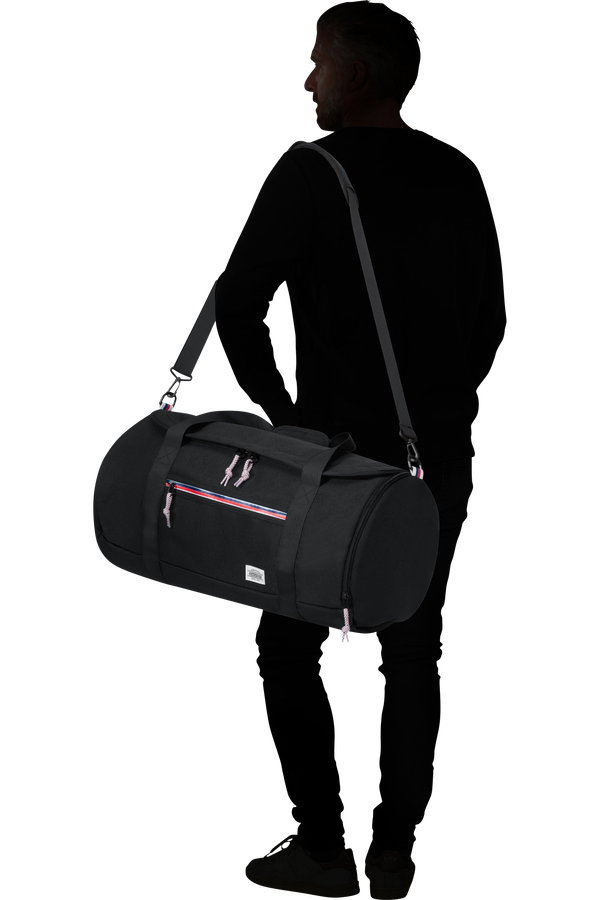 American Tourister Upbeat Duffle Zip  Black