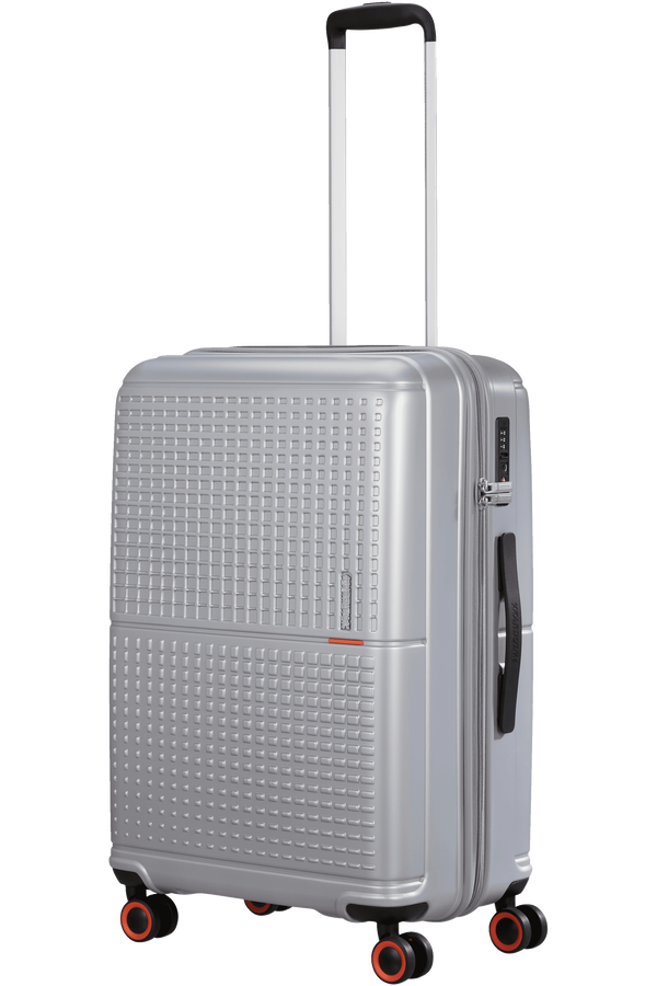 American Tourister Geopop Spinner 67/24 Tsa. 67cm  Metallic Silver American Tourister Geopop Spinner 67/24 Tsa. 67cm  Metallic Silver